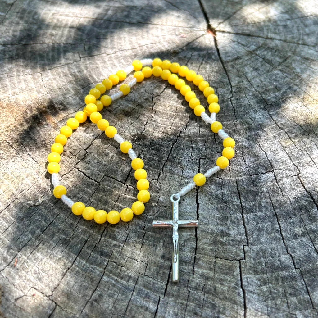Petit chapelet jaune Vatican - Image 4